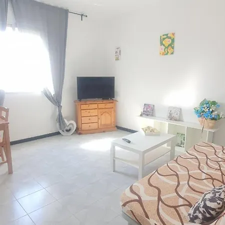 Tranquila Y Céntrica Habitación Individual En Vivienda Compartida Séjour chez l'habitant *