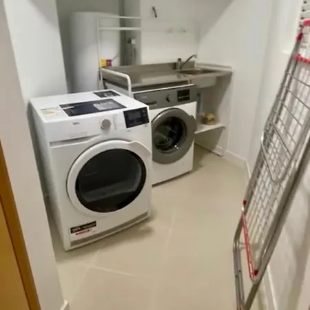 Across From The Turia Modern *