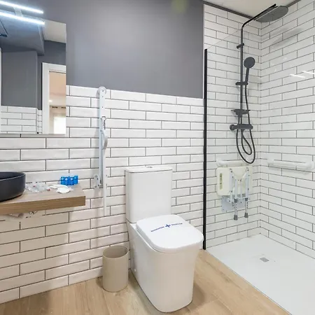 Travel Habitat - Familiar & Espacioso De 3 Valencia