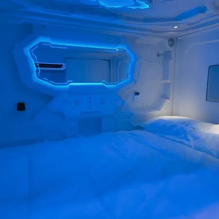 Capsule Hotel Cápsula Valência
