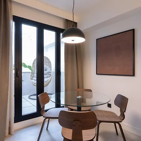 Отель Moontels Colon Валенсия