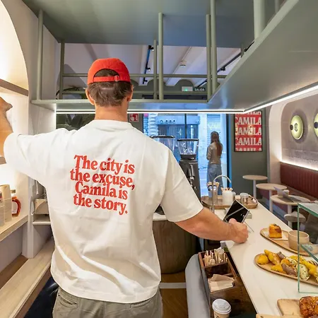 Hostel Camila Valencia