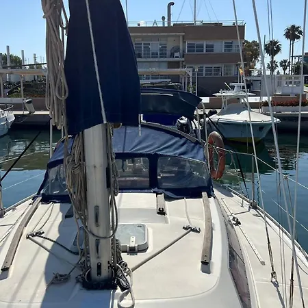 Unique Experience In Sailboat! In The 4 Seasons!! B Shi Πλωτό κατάλυμα