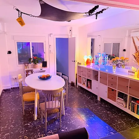 Geniale Cerca De Russafa * Valensiya