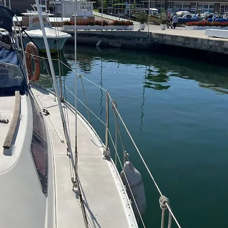 Unique Experience In Sailboat! In The 4 Seasons!! B Shi