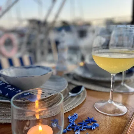 Unique Experience In Sailboat! In The 4 Seasons!! B Shi