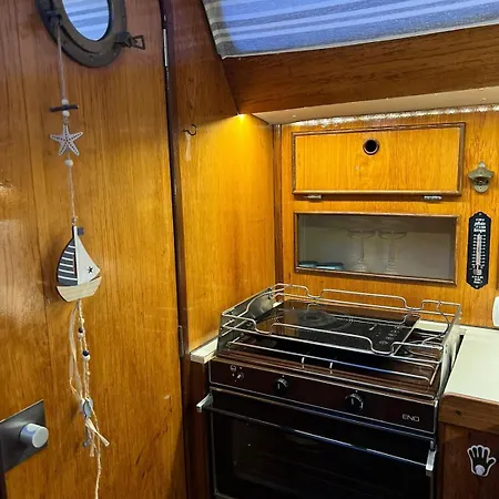 Unique Experience In Sailboat! In The 4 Seasons!! B Shi * Valensiya
