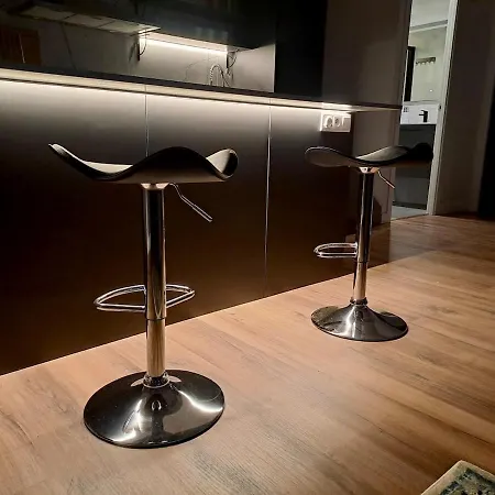 Amazing Bright And Recently Remodeled Valence