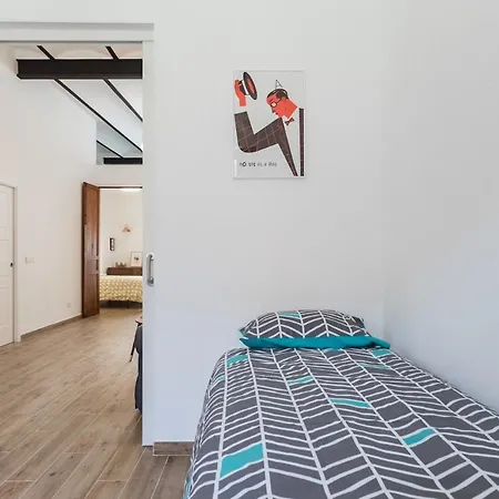 House Near W-terrace Valencia