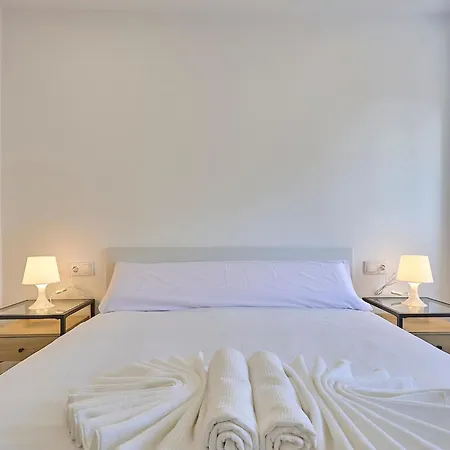 Anton Martin - Malvarrosa & Relax Apartman