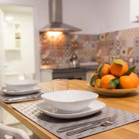 Window To Market شقة فالنسيا