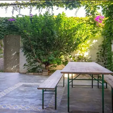 House Near W-terrace