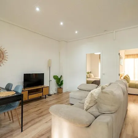 Chillout Area 2br 4p Relax Fast Wifi Pet Friendly Apartment *