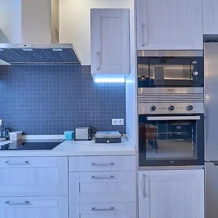 Alberic Waves * فالنسيا