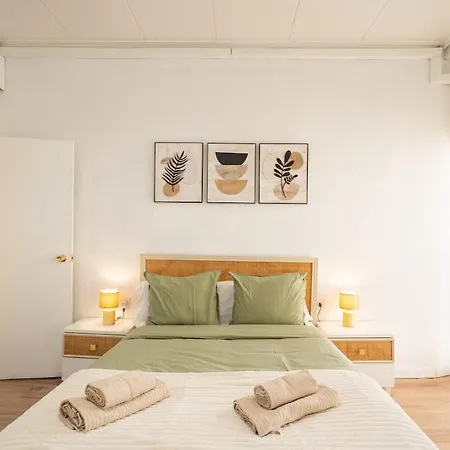 Apartment Chillout Area 2br 4p Relax Fast Wifi Pet Friendly *