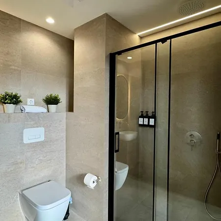 Boutique - Plaza Tower فالنسيا