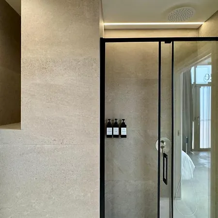 Boutique - Plaza Tower شقة *