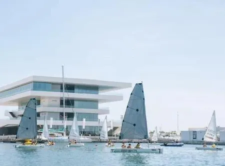 Con Vistas A La Marina Real * Valencia