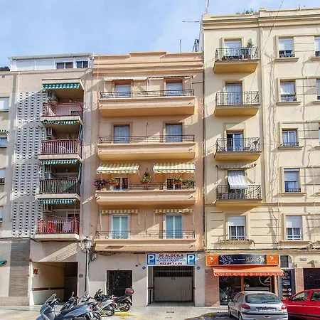 茹扎法札帕多斯公寓