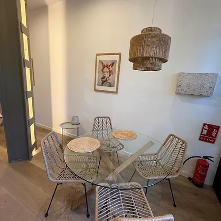 Mestalla Flats & Rut