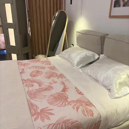 Mestalla Flats & Rut *