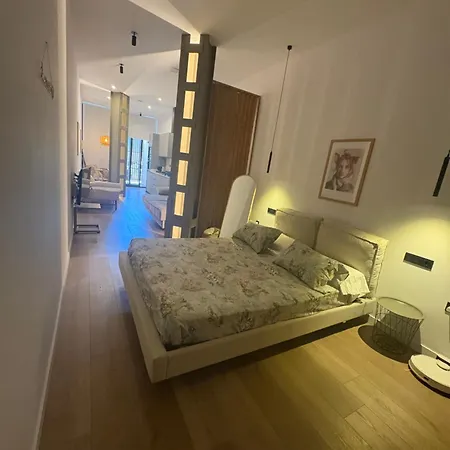 Mestalla Flats & Rut *