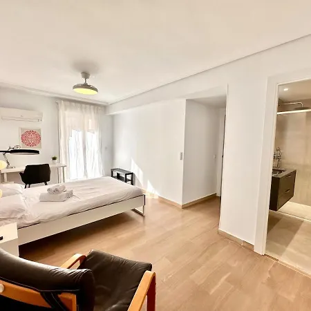 Seasonal Antonio Suárez Valencia