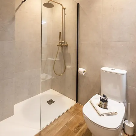 Cielo Y Mar 아파트 *