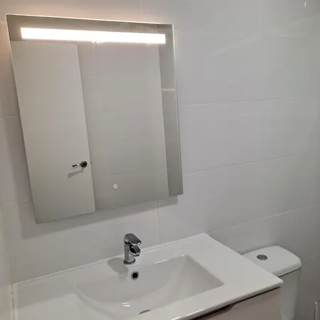 Apartmán Comfortable Apartmento En Zona Feria 2 *