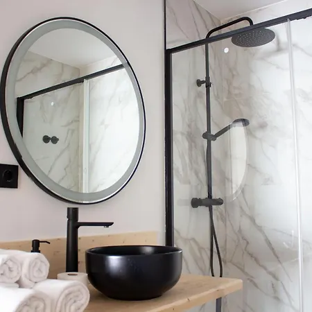 Leones By Concept Flats Apartment