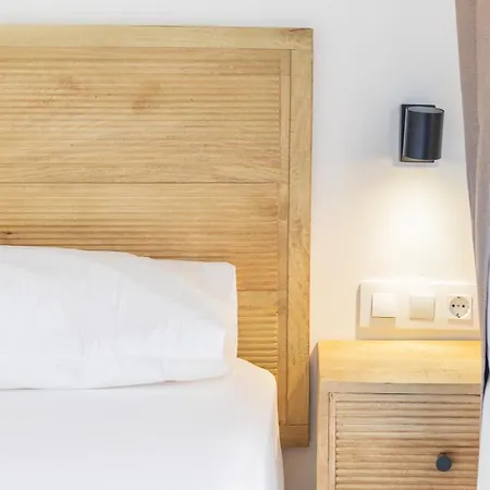 Yturralde By Alma Valencia