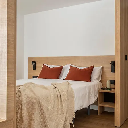 B48 Feria מלון דירות