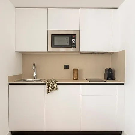 Lägenhetshotell B48 Feria