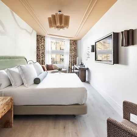 One Shot Puerta Ruzafa 4*