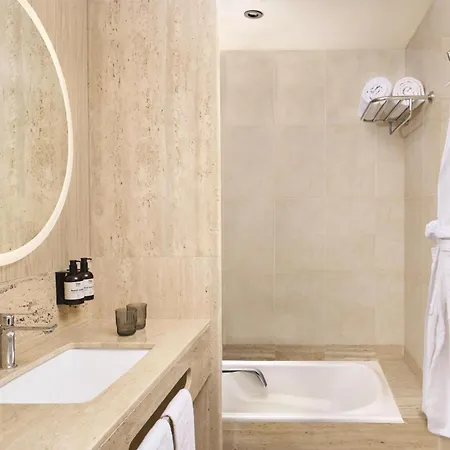 Nh Center 4* Valencia