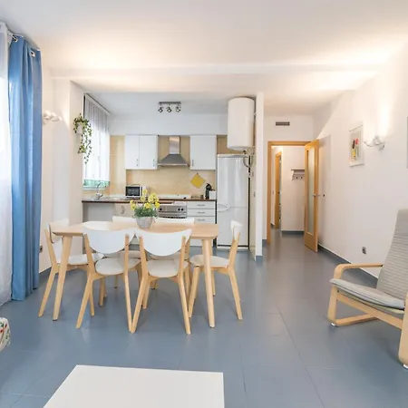 Hogar Vera Apartments&bikes Валенсия