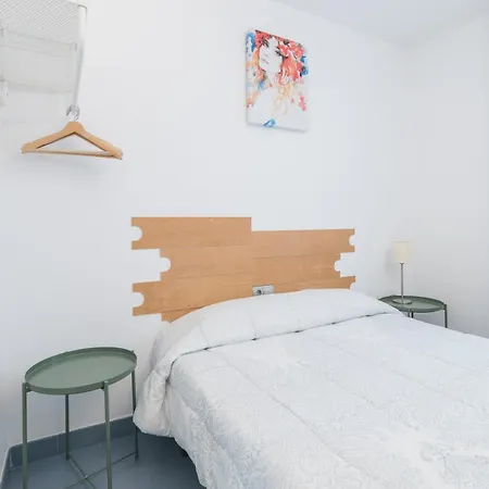 Hogar Vera Apartments&bikes * Valencia