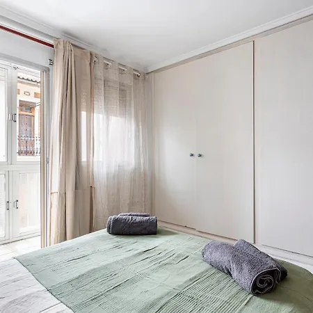 Big At With Terrace Valence