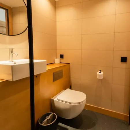 Easyhotel Ciutat Vella