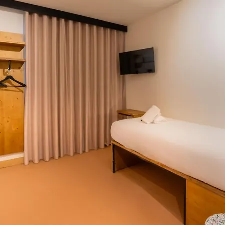 Easyhotel Ciutat Vella