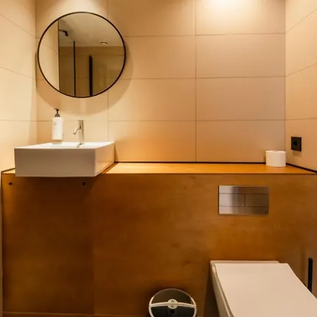 Easyhotel Ciutat Vella 2* ולנסיה