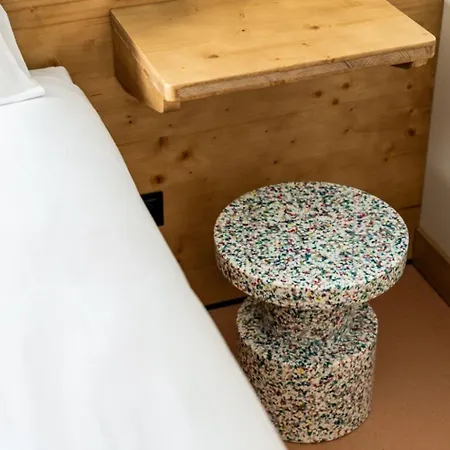 Szálloda Easyhotel Ciutat Vella