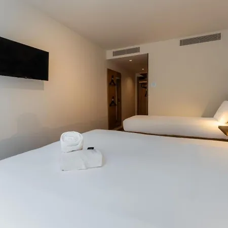 Easyhotel Ciutat Vella Hotel