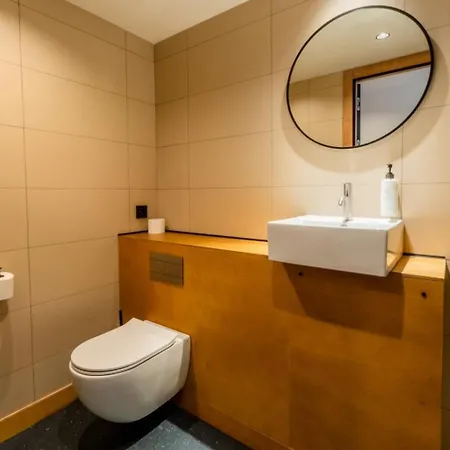 Отель Easyhotel Ciutat Vella