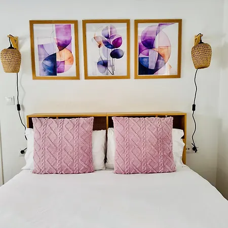 Design & Stylish House In The Center Of ולנסיה