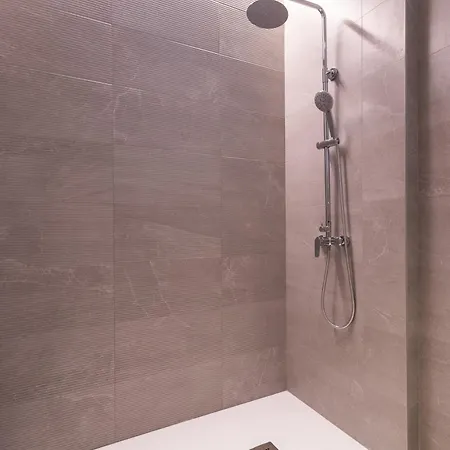 Yard Patraix By Concept Flats Valencia