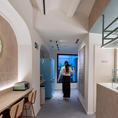 The House Mercado אכסניה *