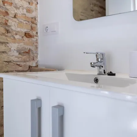 Residencia Universitaria Trinitarios * 발렌시아