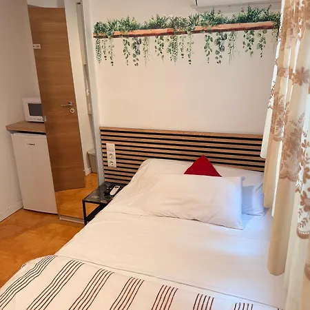 Lejlighed Con Cocina Y Bano Privado De Temporada Vacaciones Largas Long Desde 11 Noches Valencia