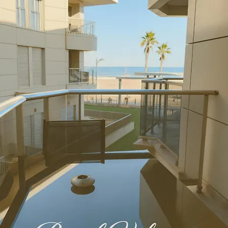 Luxury A40-13 With Terrace And Sea Views شقة *